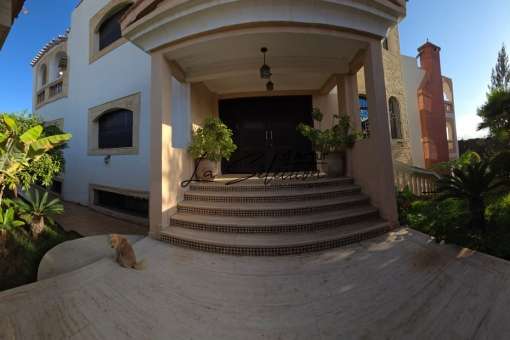 Superbe Villa de Prestige à Illigh – Vue Mer et Montagne à Vendre